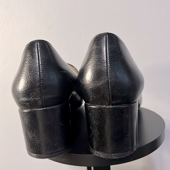 Life Stride soft system black loafers, size 9W. - Picture 5 of 11